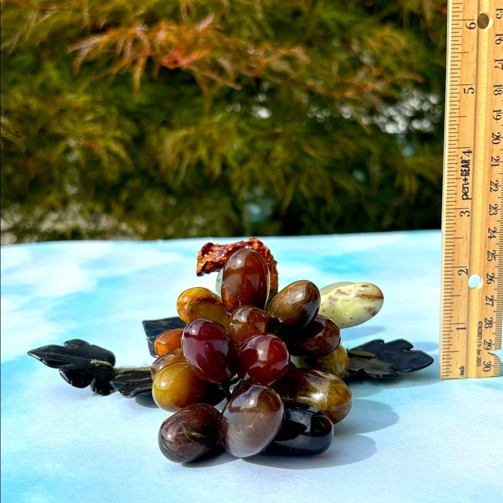 Elegant Stone Grape Cluster Accent